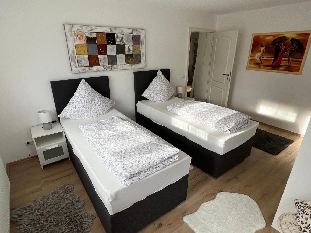 Terrassenwohnung In Estenfeld Bei Wuerzburg 외부 사진